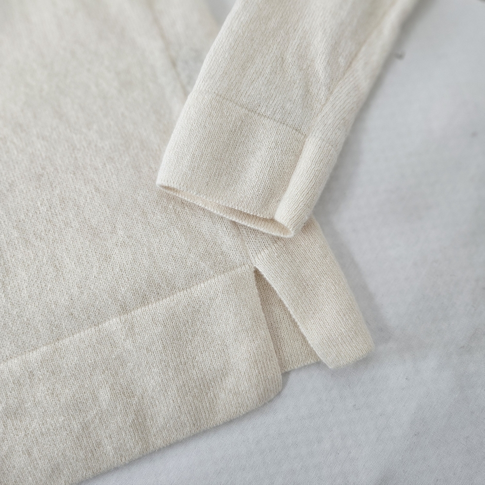 Neiman Marcus Cashmere Ivory Turtleneck Sweater Relaxed Fit L - Picture 5 of 10